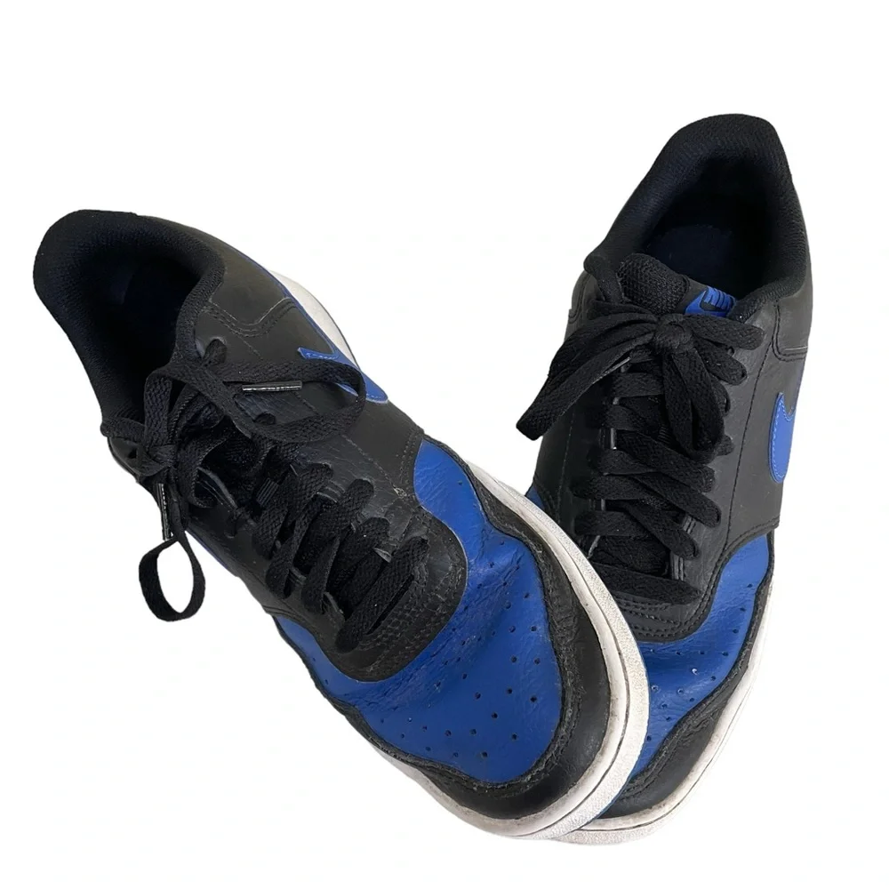 NIKE COURT VISION LOW SNEAKERS Size 8.5 Black Blue